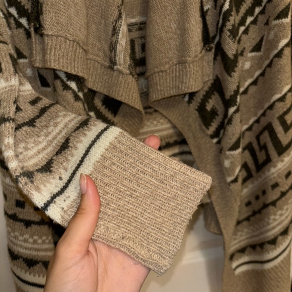 BLUENOTES • XS Aztec Cardigan - Picture 4 of 5